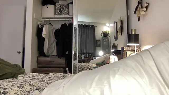 annabelleholly666 online show from 10-28-25, 11:40