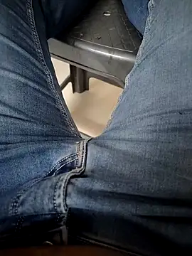 SplitPrestige19 online show from 11-21-25, 10:36