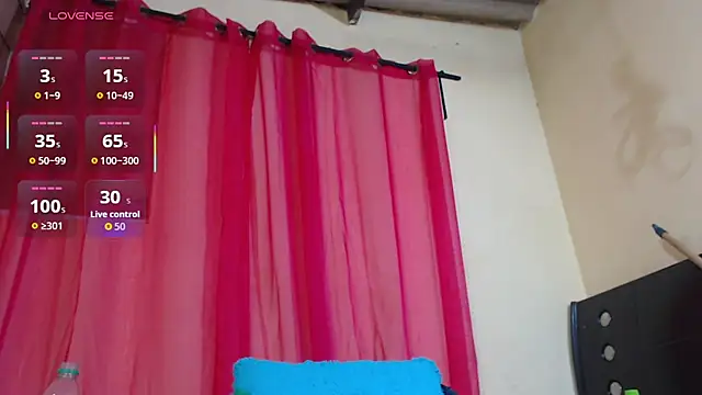 Snapshot of RominaFiore_ chatting on 08-01-26, 12:32 RominaFiore online show from 08-01-26, 12:32