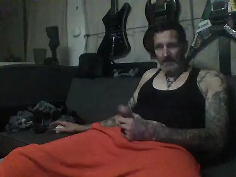 Snapshot of 2Hot2gether69 chatting on 10-16-25, 07:42 2Hot2gether69 online show from 10-16-25, 07:42