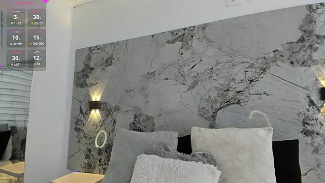 LIZ HOLMES online show from 11-13-25, 12:15