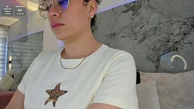 LIZ HOLMES online show from 01-17-26, 12:10