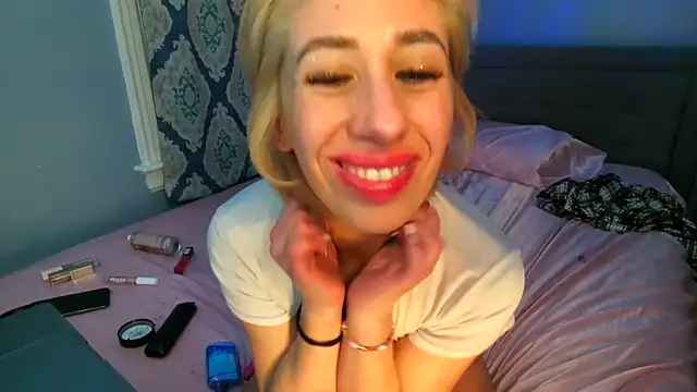 petitebarbiexxx online show from 03-20-25, 07:47