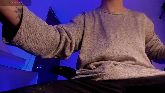 s sven03 online show from 02-16-26, 01:46