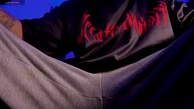 s sven03 online show from 03-26-26, 01:55