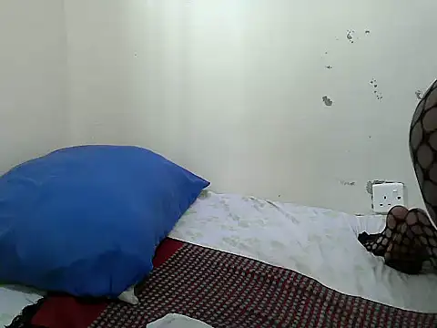 Rasta tattooed online show from 03-23-26, 08:40