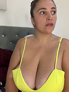 Taylortits online show from 01-23-25, 01:51