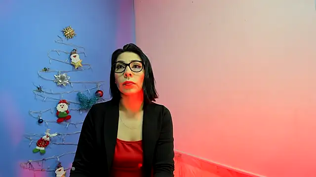 Snapshot of AdelleLennox_cg chatting on 12-12-24, 11:18 AdelleLennox cg online show from 12-12-24, 11:18