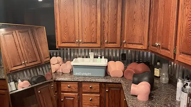 AlphaZack 14 online show from 02-13-25, 01:15