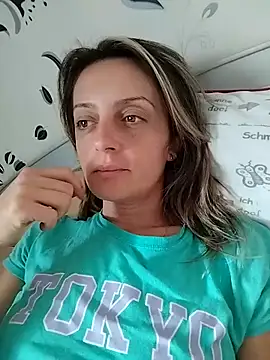 Snapshot of SophyGirl chatting on 10-23-25, 12:37 SophyGirl online show from 10-23-25, 12:37