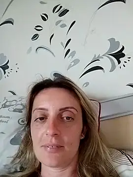 Snapshot of SophyGirl chatting on 03-20-26, 12:54 SophyGirl online show from 03-20-26, 12:54