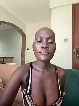 Snapshot of Foxxxyfemale chatting on 07-09-26, 07:12 Foxxxyfemale online show from 07-09-26, 07:12