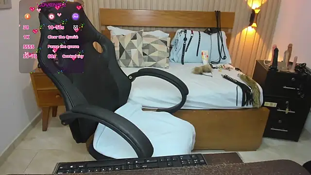 Snapshot of luciana_ballesteros_ chatting on 03-01-25, 12:56 luciana ballesteros online show from 03-01-25, 12:56