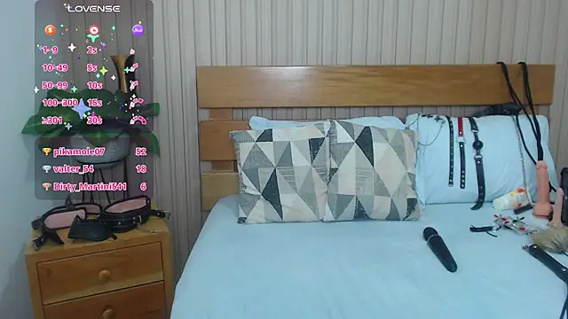 Snapshot of luciana_ballesteros_ chatting on 03-13-25, 03:50 luciana ballesteros online show from 03-13-25, 03:50