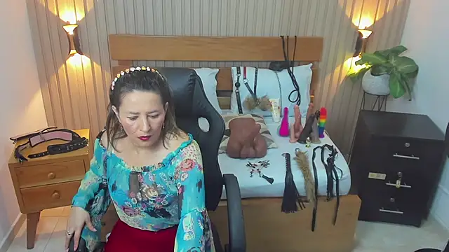 Snapshot of luciana_ballesteros_ chatting on 10-03-25, 12:35 luciana ballesteros online show from 10-03-25, 12:35