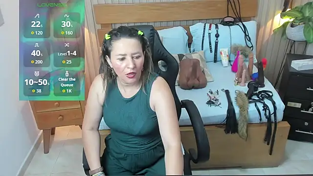 Snapshot of luciana_ballesteros_ chatting on 10-08-25, 12:36 luciana ballesteros online show from 10-08-25, 12:36