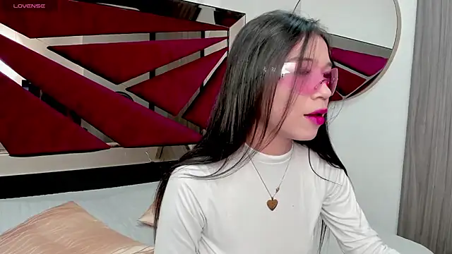 FaloonRoussel online show from 03-25-26, 04:24