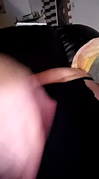 Snapshot of poussychats chatting on 02-27-25, 08:20 poussychats online show from 02-27-25, 08:20