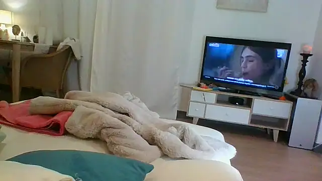 Snapshot of lyajoliee chatting on 01-04-25, 08:27 lyajoliee online show from 01-04-25, 08:27