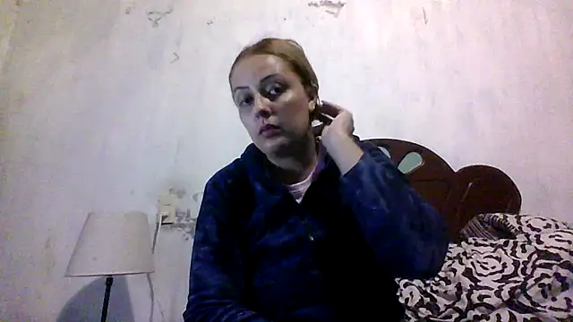 Samanthat33 online show from 09-24-25, 03:32