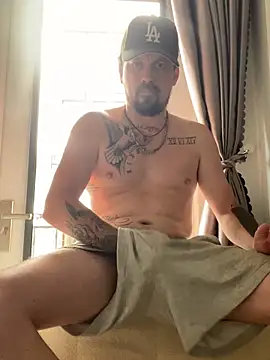 Tremblay Simard online show from 04-15-26, 02:29