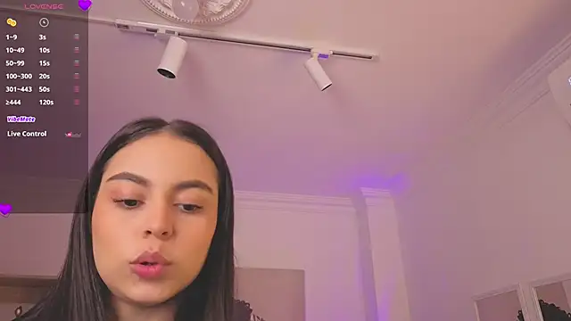 Aleejaa   online show from 10-24-25, 11:28