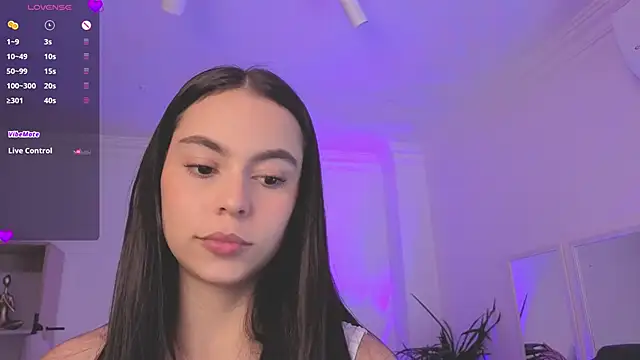 Aleejaa   online show from 04-14-26, 11:38