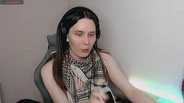 tracy cooper online show from 12-28-24, 04:51