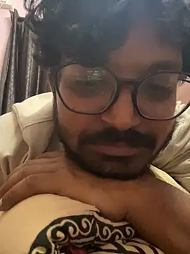 Snapshot of Yours_Teluguboii chatting on 10-06-25, 07:55 Yours Teluguboii online show from 10-06-25, 07:55