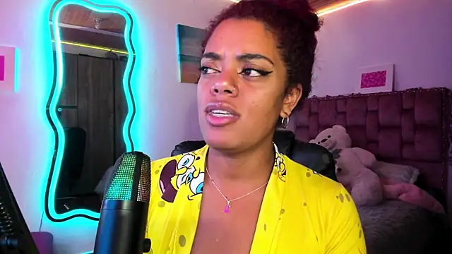 ladyrd1 online show from 01-19-25, 01:12