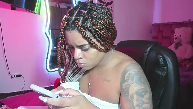 ladyrd1 online show from 02-10-26, 01:37