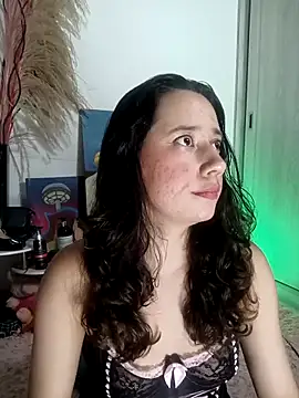 lovely kitt online show from 02-06-26, 06:07