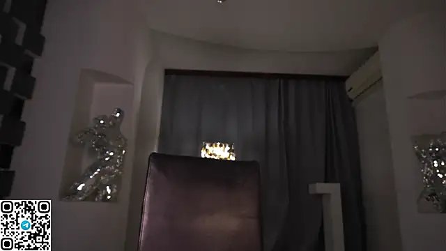 Snapshot of LoraAtcher chatting on 02-18-25, 06:15 LoraAtcher online show from 02-18-25, 06:15
