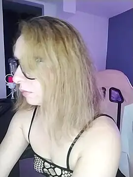 Yelena03 online show from 03-03-25, 08:21