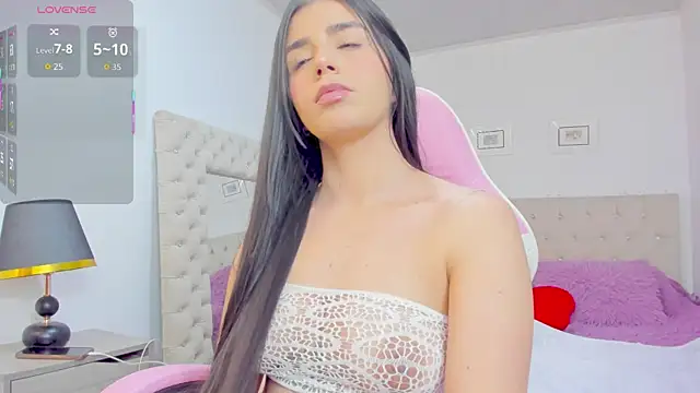 carlaperez  online show from 12-16-25, 02:16