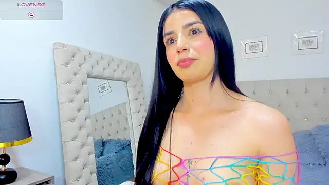carlaperez  online show from 06-17-26, 12:13