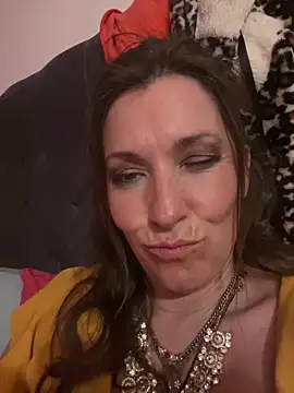 Lwhite1 online show from 05-31-26, 10:33