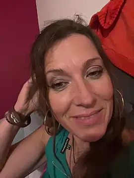 Lwhite1 online show from 06-29-26, 10:54