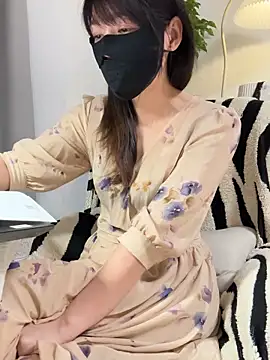 Snapshot of Annabody chatting on 11-08-25, 05:12 Annabody online show from 11-08-25, 05:12