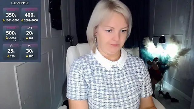 Juarnea online show from 12-14-25, 10:09