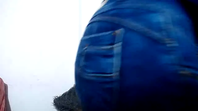 merlinaadams  online show from 03-05-25, 01:21