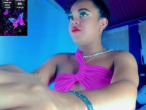 Snapshot of KayleighDreams_ chatting on 10-08-25, 10:07 KayleighDreams online show from 10-08-25, 10:07