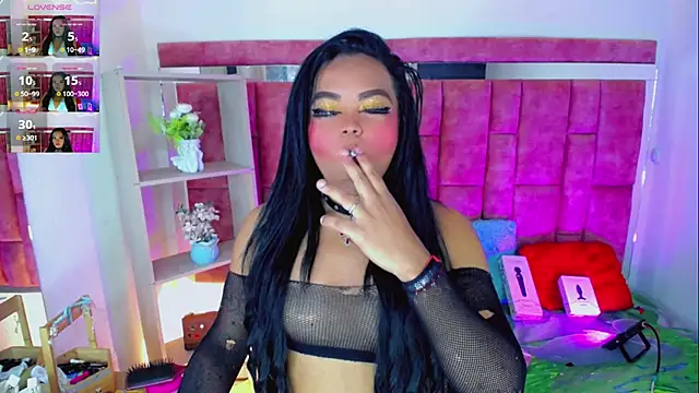 KayleighDreams  online show from 06-30-26, 04:02