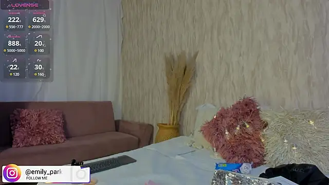 Snapshot of emily_parkerr chatting on 12-14-24, 08:08 emily parkerr online show from 12-14-24, 08:08