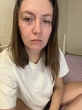 BeatriceTender online show from 03-24-26, 07:52