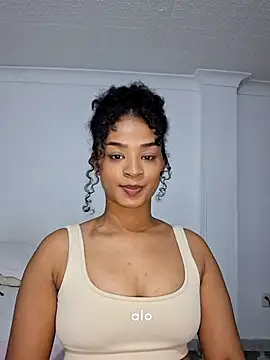 avellanatammy online show from 05-12-26, 01:47