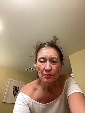 Snapshot of TheDime chatting on 01-20-25, 07:35 TheDime online show from 01-20-25, 07:35