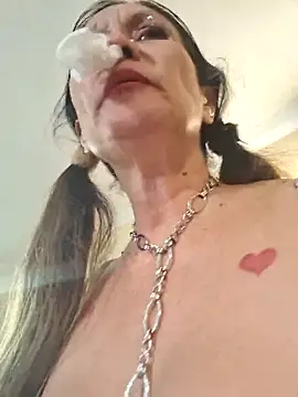 Snapshot of TheDime chatting on 03-16-25, 04:45 TheDime online show from 03-16-25, 04:45