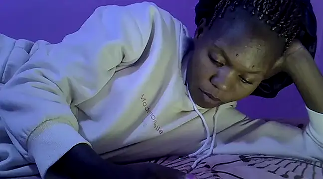 Snapshot of Cute_tamara chatting on 12-08-24, 05:01 Cute tamara online show from 12-08-24, 05:01