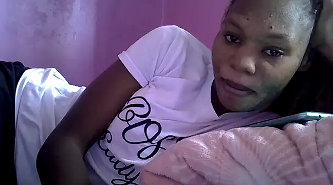 Snapshot of Cute_tamara chatting on 12-24-24, 10:11 Cute tamara online show from 12-24-24, 10:11